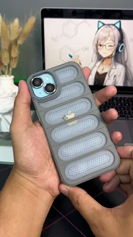 Full protection case. Casing ini juga bisa mencegah biar ip gak gampang panas. Casing udah sepaket sama ringkamera nya. Silahkan cekout d keranjangkuning! #caseiphone #caseiphone13 