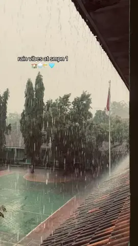 rain in aud era 🩵 #8a #juniorhighschool #eighta #smpn1 