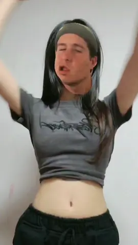 저 에겐녀같아요 테토녀 같아요?