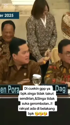 semangat bpk @Purbaya Yudhi Sadewa ,lebih baik di benci oleh penjabat dari pada di benci oleh rakyat,sudah terbukti bpk terlalu terang & Pro dgn rakyat#kementeriankeuangan 