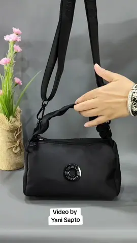 Tas selempang wanita cantik #cuantiktok #satukontentiaphari #tasselempangwanita 