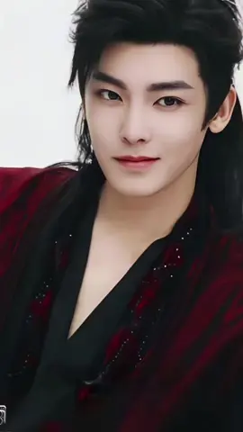 I'm starting to love him because of #cdrama #loveintheclouds.. Gonna marathon all of his previous drama from now on. #neohou #neohou侯明昊 #houminghao 