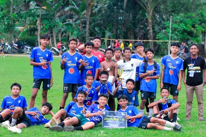 kalian membanggakan