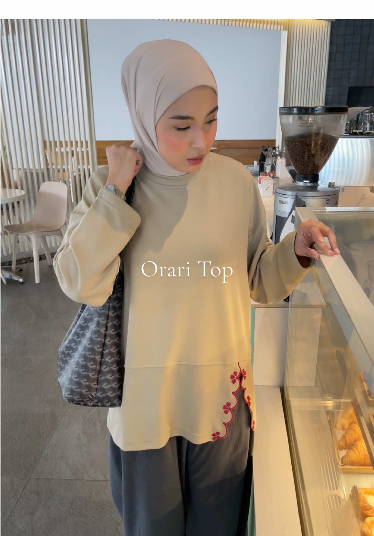 Ootd Hangout with Orari Top, lucu banget kan mixy apalagi detail nya #eclemix #eclemixsquad #tiktokshop #fashiontiktok #fypシ゚ #styling #OOTD 