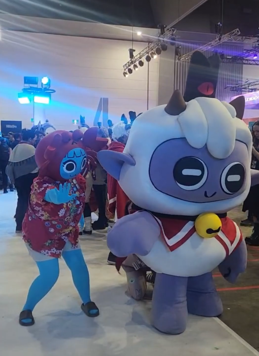 look who we found @Will-O  Yes, the Lambs arms can't move and admin is puppeteering #peak #cultofthelamb 