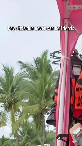 Meanwhile us - even ada masalah besar pun macam takde masalah 😂😂