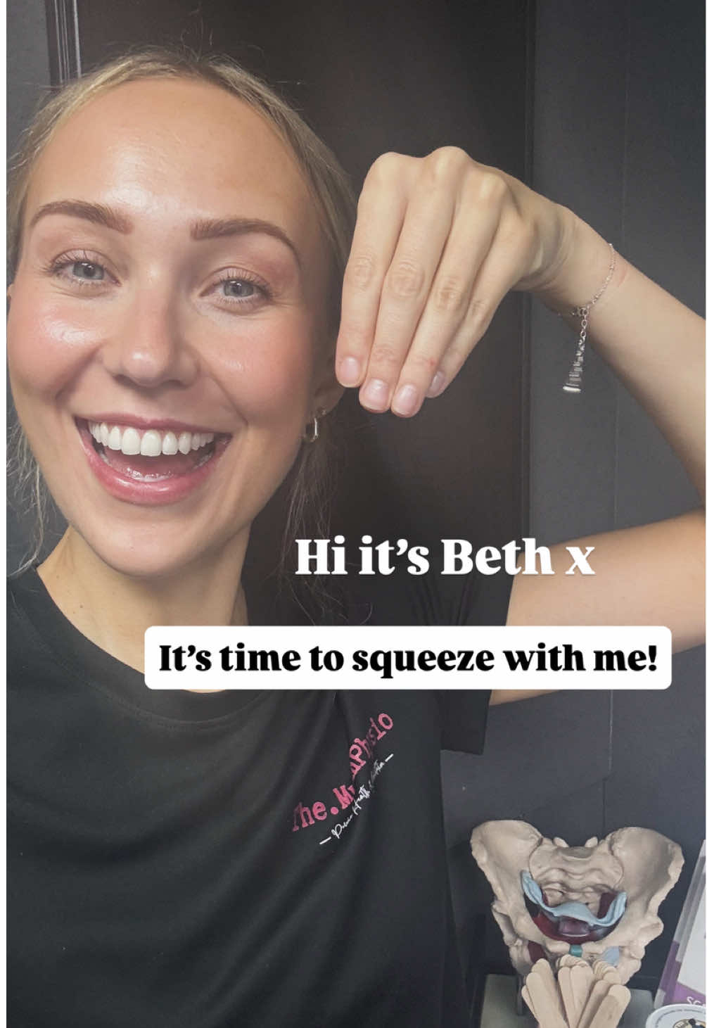 Kegels let’s go!!  **disclaimer it is recommended you see a women’s health physio before completing pelvic floor exercises there not suitable for everyone** #pelvicfloor #pelvicfloorexercises #kegels