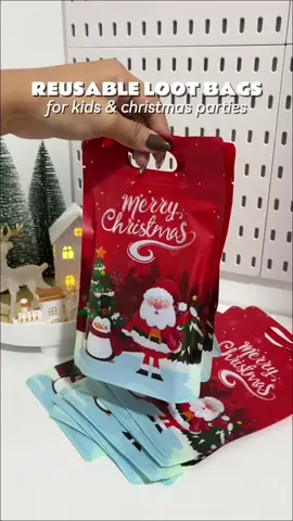 perfect for kids and giveaways sa mga christmas party! 🎅❤️ #lootbags #resealablebags #christmaslootbags #christmasgiveaway #bermonths 