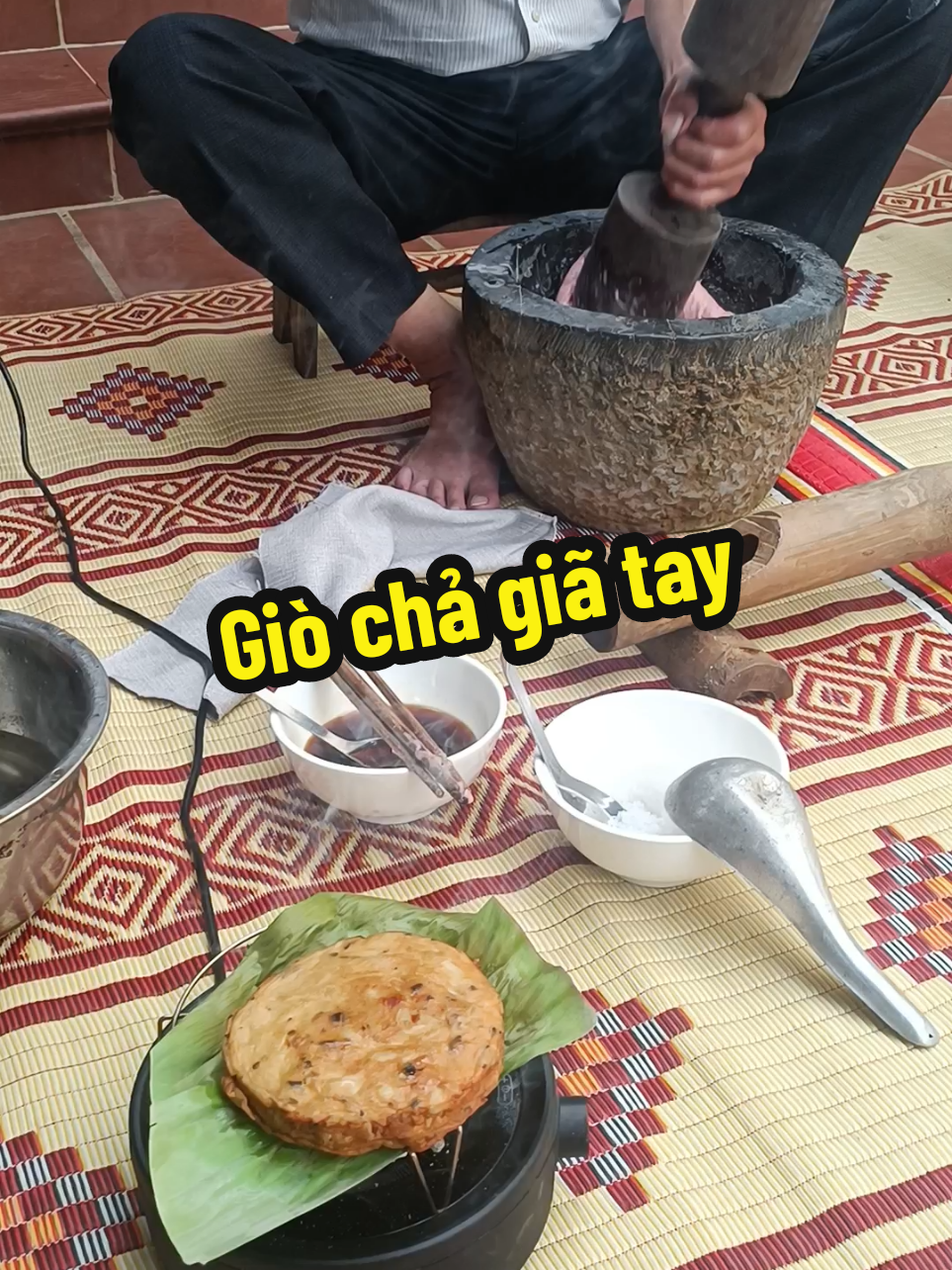 Trả lời @soigiday_6 Giò chả giã tay #dcgr #chả #giò #vietnam #phaduco 