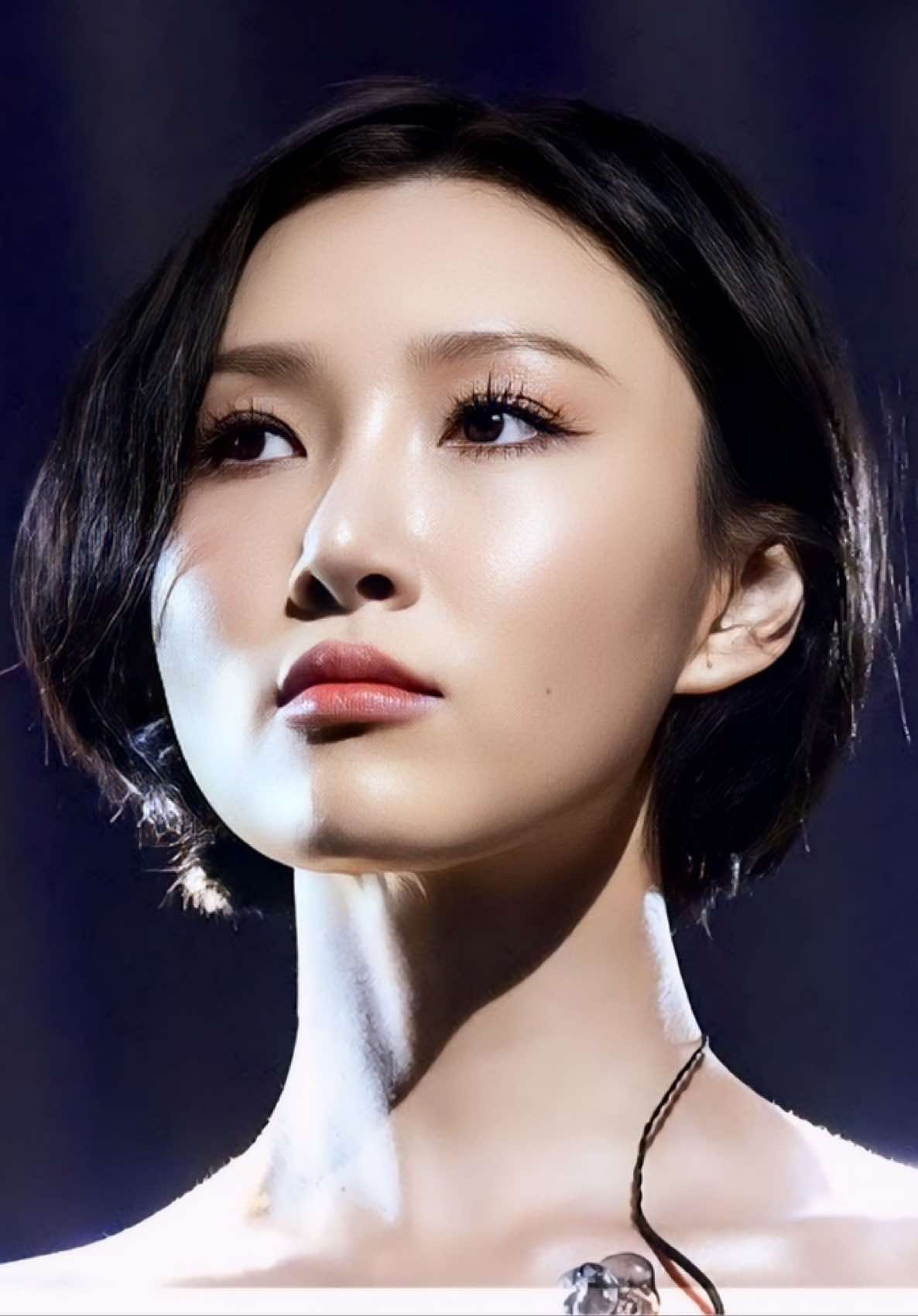 HWASA (MAMAMOO) | Good Goodbye | Fancam 251019 #HWASA #MAMAMOO #fancam #kpop #fyp 
