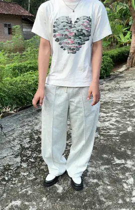 @Mnst_ind  #sweatpantspecahpola  #sweatpants  #sweatpantsbaggy  #rekomendasicelana  #outfitinspo 