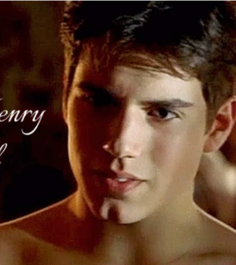 Fine through all his years 🫦 #henrycavill #relateable #niche #celebcrush #foryoupage