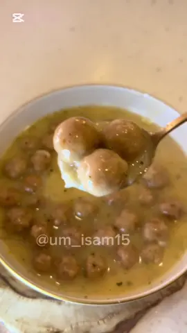 شوربة اللبنية مع كرات الدجاج#çorba#اكلات_تركية #مطبخ #ام_عصام 