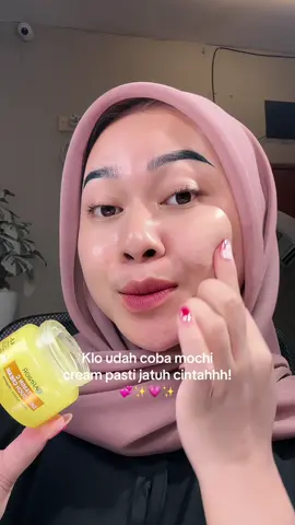 Sukaa bgtt sama yg kuning!🥺💗 #garniermochibb #sekenyalmochi #moisturizer 