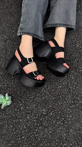 Sandan nữ quai khoá đế PU cao #giaynu #sandalnu #giaycaogot #caogotnu #giaynuxinh 