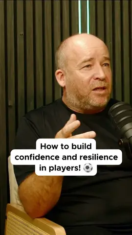 ⚽️ Every player has a super skill - it’s our job as coaches to spot it, praise it, and help it shine. 🌟 When players know what they’re good at and feel confident using it, they grow faster and enjoy the game more. Create an environment where kids can take smart risks, make mistakes, and learn without fear. That’s how you build confident, creative players. 💪🔥 We sat down with Gordon Craig, a long-time Coerver coach with 30+ years of experience in Scotland 🇸🇨, to talk about how coaches can help players grow — from building confidence and resilience to playing quick but calm. 🧠💪 🎙️ Packed with practical tips you can use in your next session — watch or listen to the full episode now on YouTube & Spotify! 📲 Need help planning your coaching sessions? Download our App now! – Link in bio 📈 Level up your coaching with our courses: www.playgreatsoccer.com #SoccerCoaching #GrassrootsSoccer #Coerver #PlayerDevelopment #CoachingTips #YouthSoccer #FootballCoaching #ConfidenceBuilding #SoccerTraining #coervercoaching #coervercoachingpodcast