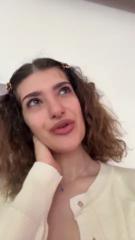 Videoul acesta o cauta pe Alexandra Pasca😭