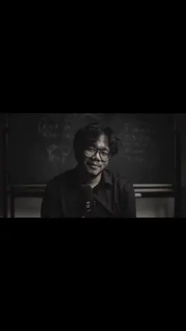 Rangkaian kata yang disusun dengan baik bisa mengubah pola pikir seseorang. #buku #belajar #publicspeaking #ferryirwandi #fyp 