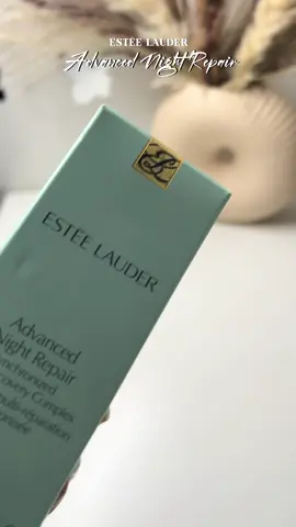 Finally joined the Estée Lauder glow club 💫 Unboxing my new nighttime obsession @Estée Lauder 🤍 Advanced Night Repair 😴💧  Okay skincare besties...Who’s tried this? Tell me your holy grail products 👇 #esteelauder #esteelauderserum #skincare #fyp #glowyskincare 
