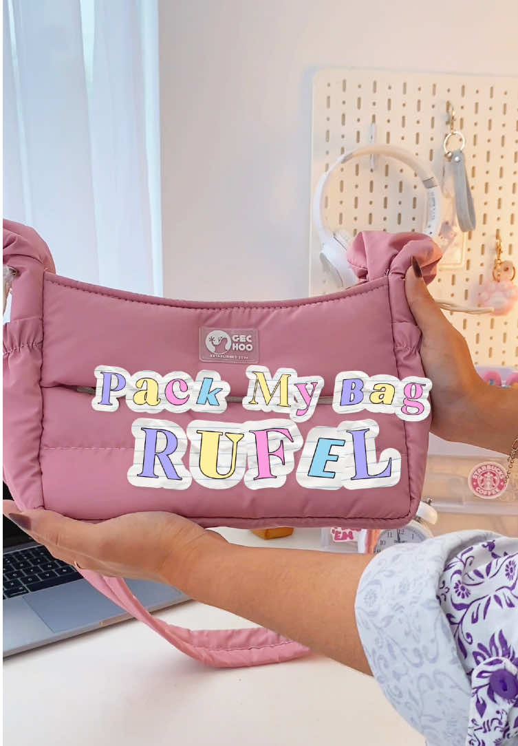 Slingbag yang kecil tapi penuh gaya 💫 Meet Rufel — tas slingbag dengan desain minimal, tapi siap nemenin setiap aktivitasmu. #GECHOO #TasRufel #SlingbagGECHOO #dailystyle 