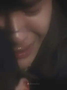 Nhìn ảnh khóc thì muốn ôm dỗ dành ảnh thôi, thương ơi là thương #博托天下第一好 #vuongnhatbac #wangyibo #wangyibo王一博 #王一博 