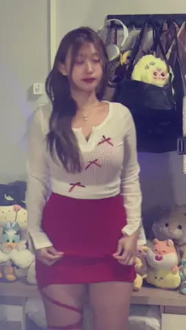 #ချစ်စရာကောင်းတာတစ်ခုပြမယ်🥺🎀 #foryoupage #fypシ゚ #fppppppppppppppppppp #အဖက်မလုပ်လဲတင်တယ်ကွာ😚😒 