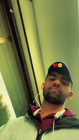 😇😏😎