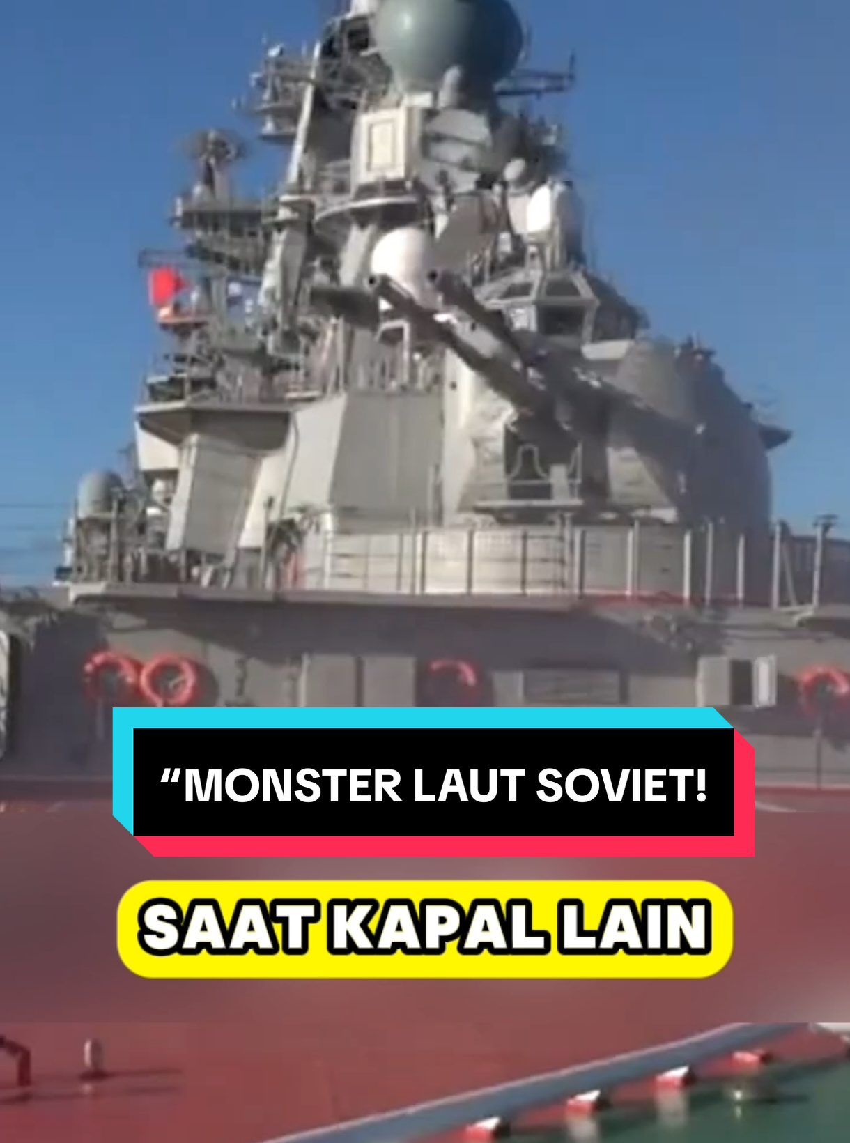 Kapal perang kelas Kirov adalah legenda laut dari era Perang Dingin. Raksasa bertenaga nuklir ini bukan sekadar kapal — tapi simbol kekuatan Uni Soviet yang membuat Barat gemetar.#kapalperang#militarypower#militaryfacts#sejarahmiliter#fypmiliter