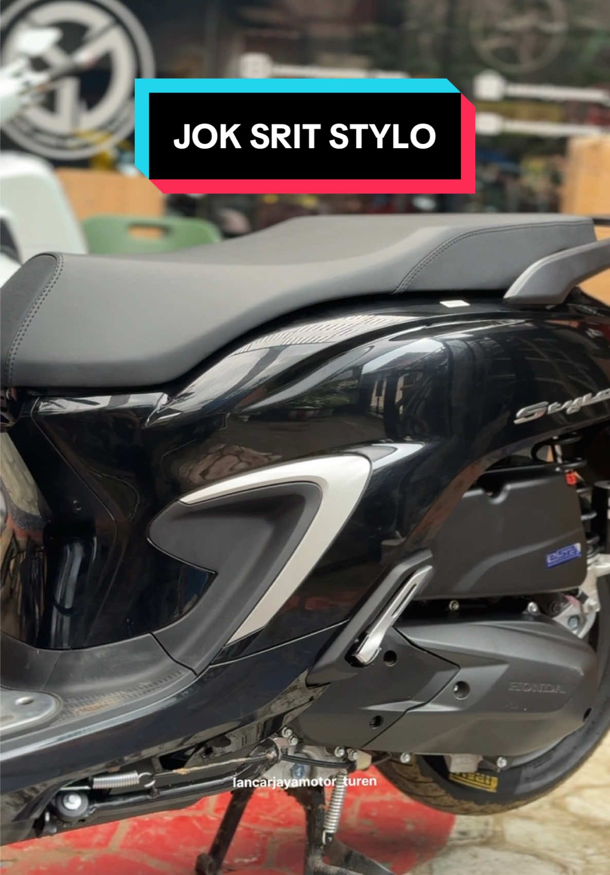 Jok srit stylo 😍🤭 ate direadykan tapi bahan jok ori barune larang pol 🥹 1 juta lebih kalo ada yang mau (bahan baru origina ahm) 081390759885 🤭 #semogstyle #stylo #simplestyle