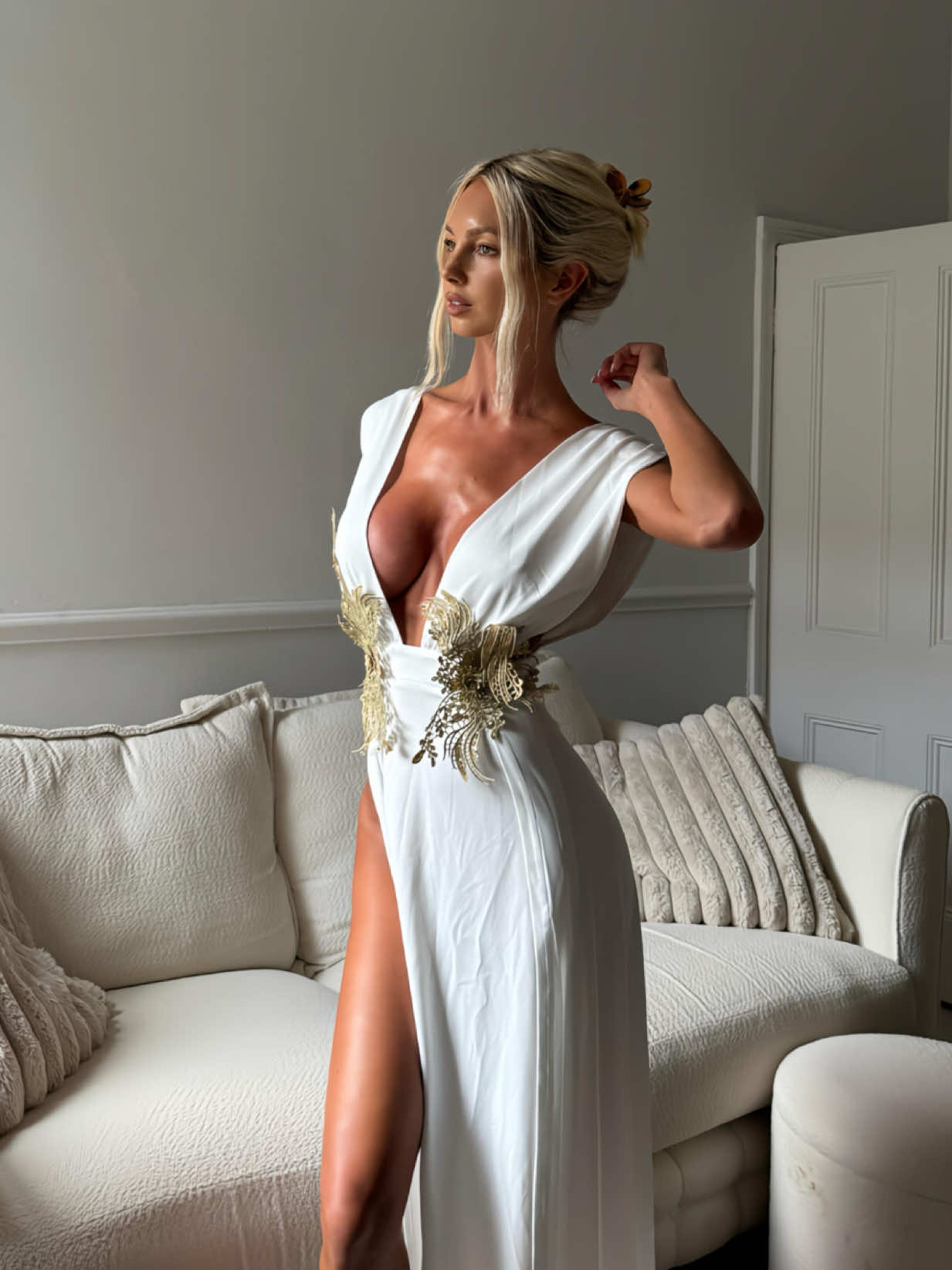 Not over dressed. Just appropriately divine 🪽  Dress from @Bella Barnett  #greekgoddess #divineenergy #ethereal #eveninggown #modernmuse 