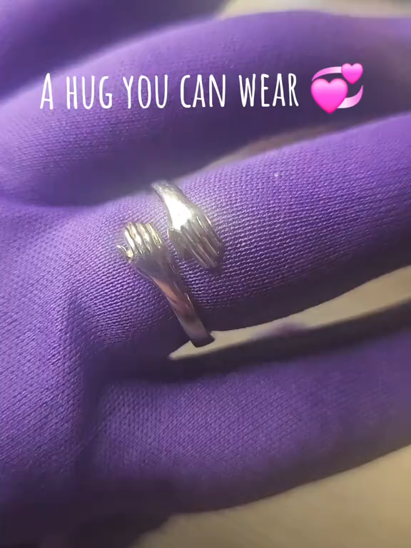 Embrace Ring – A Symbol of Love and Protection#hugring #momanddaughter #Love #giftideas #tiktokmademebuyit