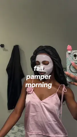 10 mins of delulu + maintenance ✨🎀🤍 @LoopsBeauty also OBSESSED w my fall corner 🥹🍂 #fall #morningroutine #SelfCare #skincare 