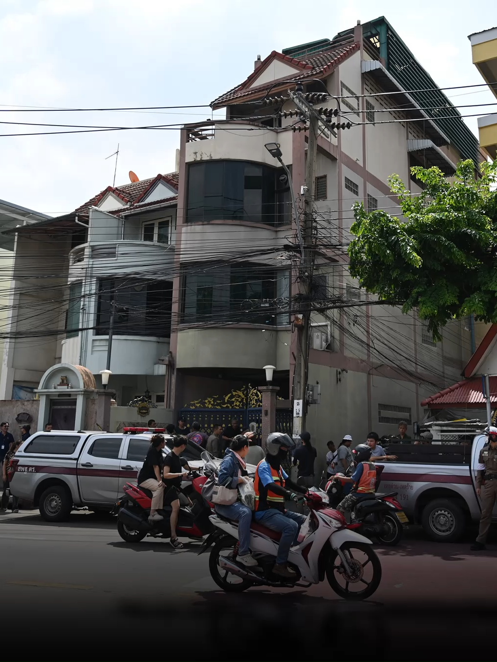 จุดเกิดเหตุ กับโศกนาฏกรรมกลางกรุง ดับ 3 ศพ พ่อแม่ลูก เพื่อนบ้านเผยปม สุดเศร้า #จุดเกิดเหตุ #ข่าวสด #ข่าวtiktok