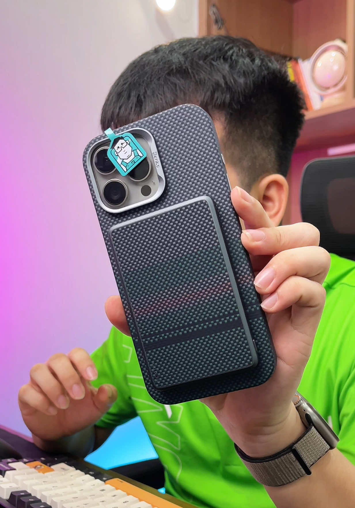 Quả ốp sợi Kevlar này cầm sướng vc ae ạ #xuhuong #anhbotu #caseiphone #opiphone 