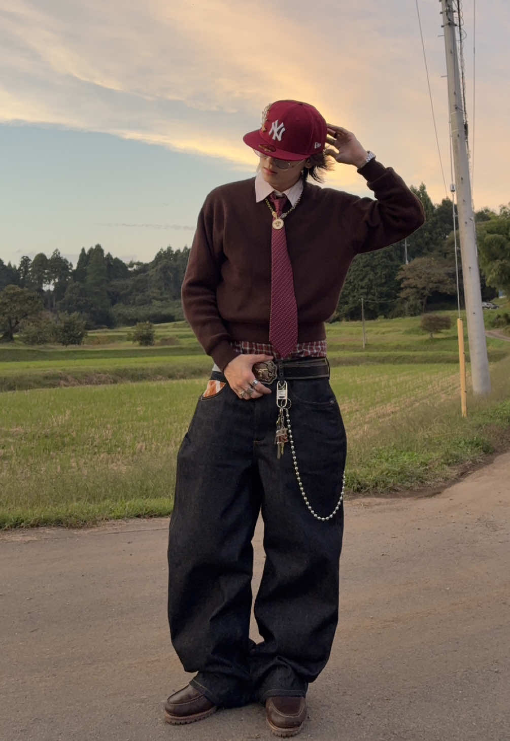The world feels peaceful. Don’t ask for too much, and don’t broaden your view too far…😮‍💨 #outfitcheck #OOTD #japanfashion #japanstyle #japanstreet 