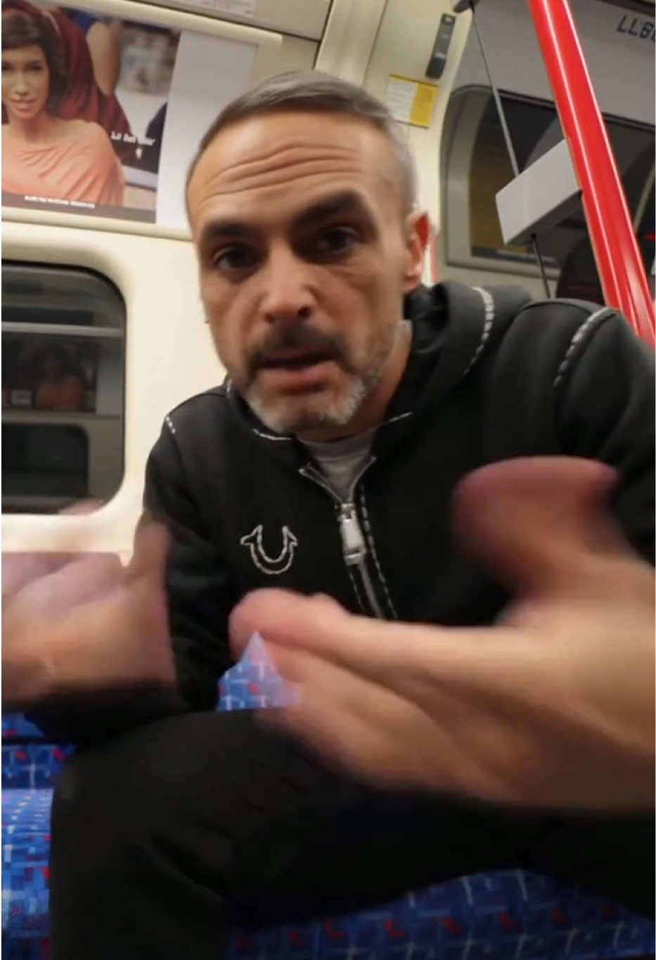 London Underground Ai rapping #rapping #rap #londonunderground #london #ai 