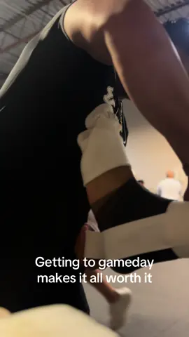 Half half on game day #athletictraining #sportsmedicine #tampabay #CollegeFootball #usf 