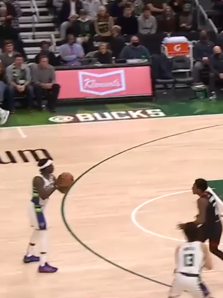Jordan Nwora really made Armoni Brooks touch the floor 😳 Cold crossover. Colder celebration. 🥶 #NBAHighlights #NBATok #Bucks #MilwaukeeBucks #BucksNation