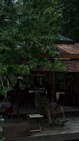 chẳng phải tình đầu sao đau đến thế..?