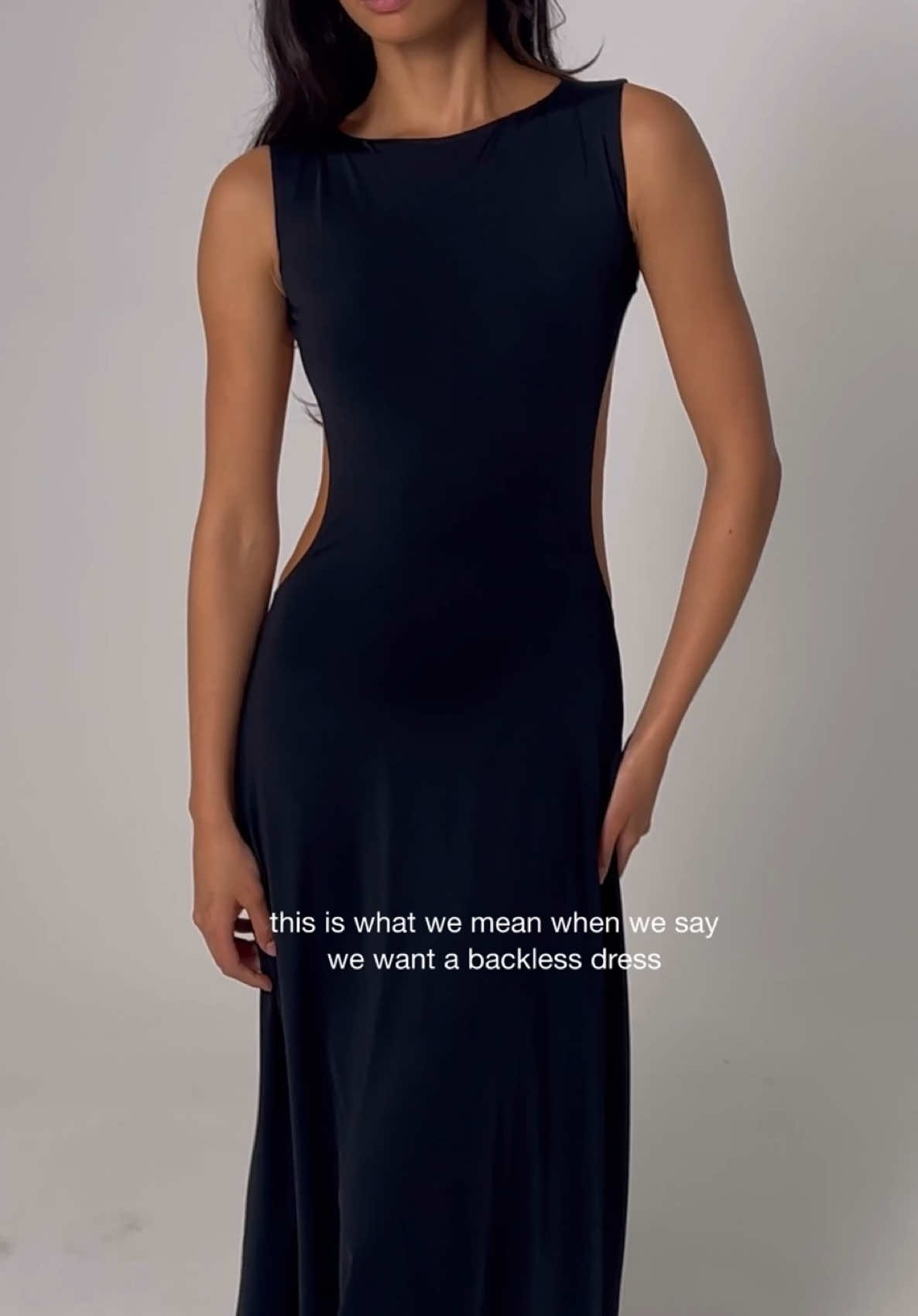 Chefs kiss 🤌🏽  In our Libbet Maxi Dress, online now! #charcoalclothing #maxidress #openback 