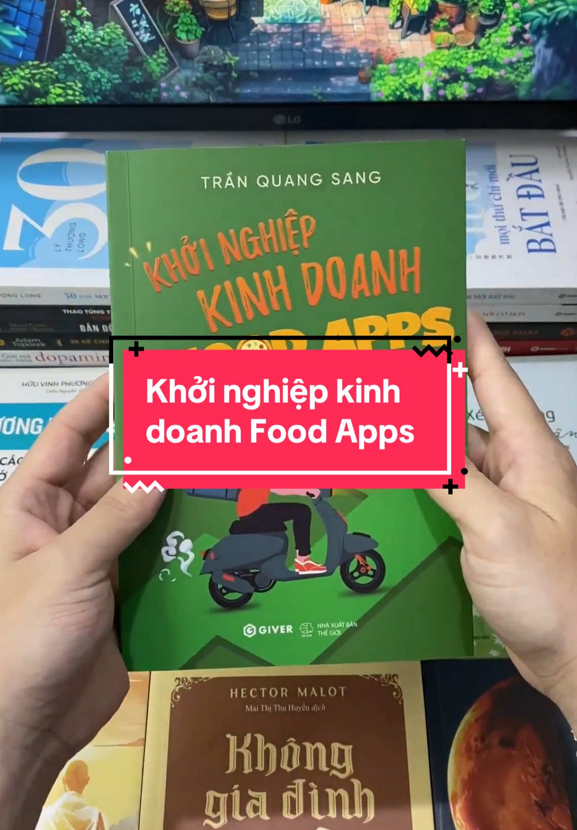 Rất nhiều người bắt đầu bán đồ ăn online với đam mê nấu nướng, nhưng rồi bỏ cuộc trong mệt mỏi vì “không ai đặt”. Cuốn Khởi nghiệp kinh doanh Food Apps sẽ giúp bạn hiểu: vấn đề không nằm ở món ăn, mà ở chiến lược kinh doanh. Làm thế nào để nổi bật giữa hàng nghìn quán khác, tối ưu doanh thu từ app giao đồ ăn, và biến khách lạ thành khách quen tất cả đều được bóc tách chi tiết trong cuốn sách này. #1day1bookk #moingaymottrangsach #BookTok #sachhay #trichdanhay 