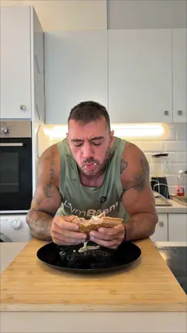 Μια κακη ημέρα  ! Στείλε μου την παραγγελία σου με τον κωδικό Giannelis5 για την κλήρωση των 100€ ! #giannelis #koupi #gym #breakfast @gymbeam.gr 