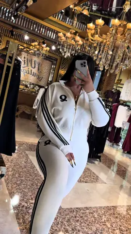 New new new !!! Kostyum / olcu : 36/38/40/42/ krasovka / olcu : 36/37/38/39/40 🤍 catdirilma xidmeti movcuddur /juliaboutiguenewcollection 