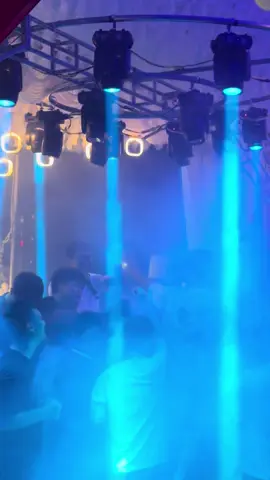 Tình yêu đó anh chỉ trao cho riêng người thôi... #trienanhsang #laser #dj #dancer #anhsangninhbinh 