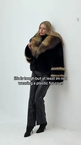 Team Real Fur 🫶🏻  To order: +90 541 488 7527 (WhatsApp) IG: gazi_fur Worldwide shipping 🌍  #fyp #fur #realfur #foxfur 