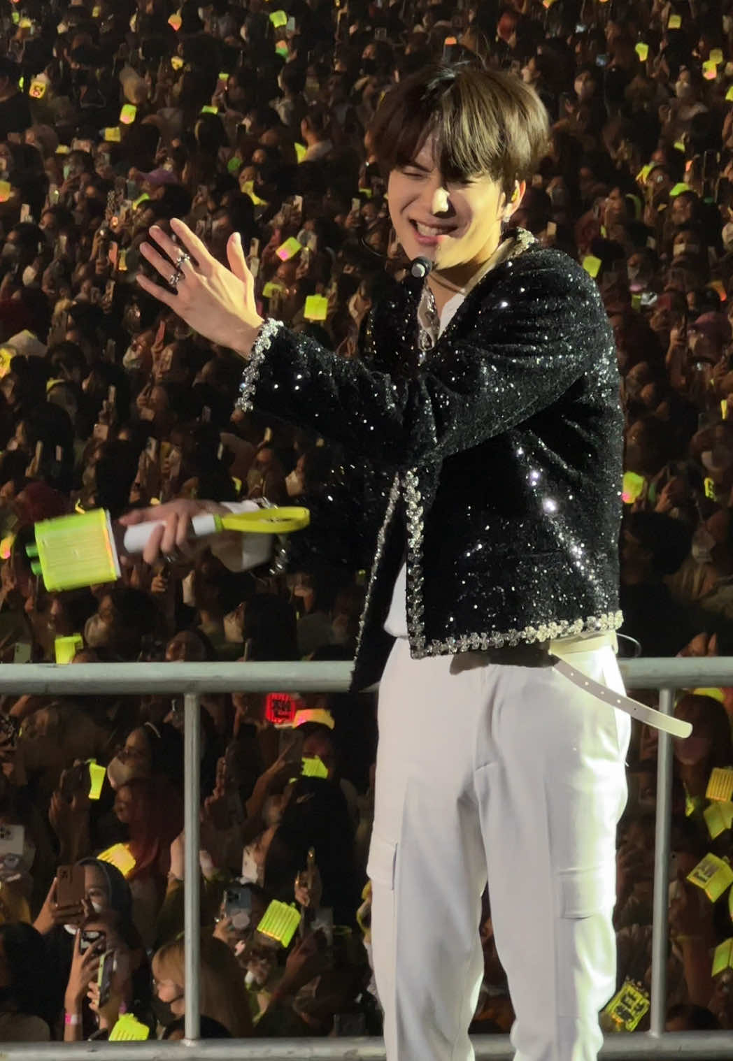 how cute 🐶🫠 #Jungwoo #nct127