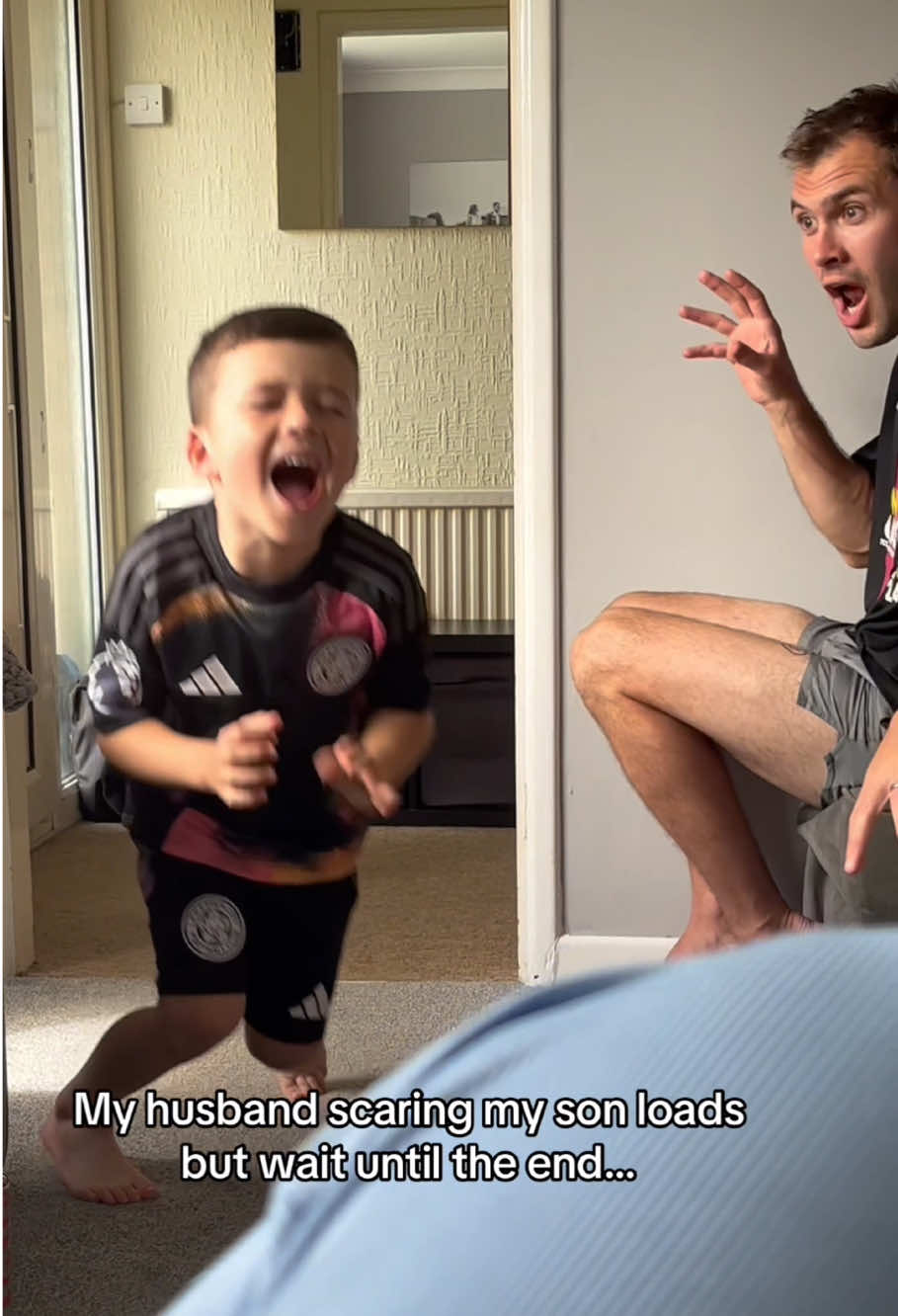 Scare prank kids 😂😂#funny #kids #baby #scare #fail #funnybaby #funnyvideos #funnykids #babiesoftiktok #foryou #usa🇺🇸 