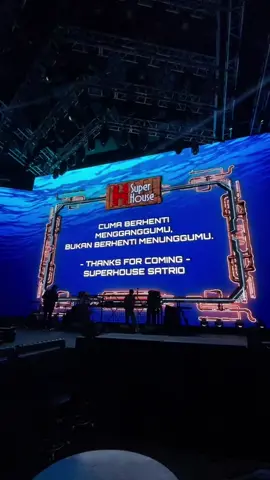 Cuman berhenti mengganggumu bukan berarti berhenti menunggumu🥀 #letsparty #fyp #qoutesfortoday #katakata #superhousesatrio 