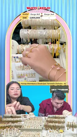 💍 Yuk join LIVE SEKARANG!Banyak cincin di bawah 1 jutaan yang bisa kamu pilih — mulai dari model simple sampai yang mewah banget! 🤩Buruan sebelum kehabisan, stoknya cepet banget kalau udah di-live 😍#WahyuRedjo #LiveEmas #CincinEmas #PromoEmas #EmasMurah