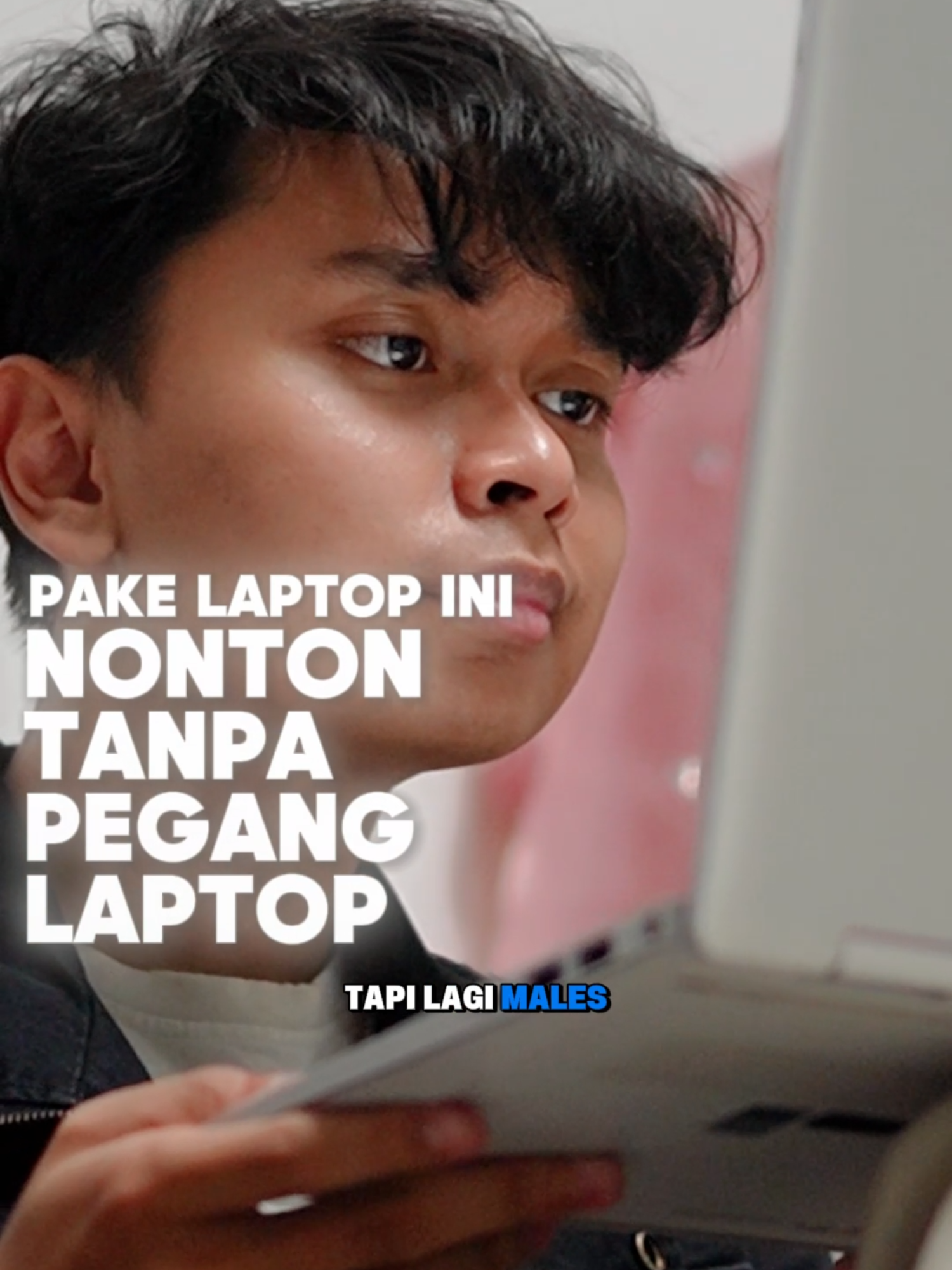 Laptop Pavilion X360 fleksibel banget & bisa ditaruh dimana aja. #HP #HPLaptop #HPPavilionX360 #PavilionX360
